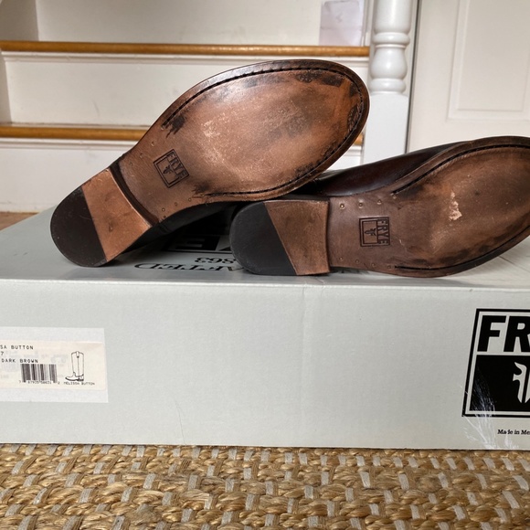 Frye Boots - Melissa Button - Picture 4 of 8